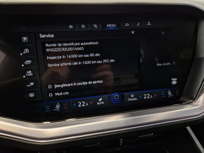 VW Touareg TDI 4MOTION thumbnail