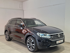 VW Touareg TDI 4MOTION thumbnail