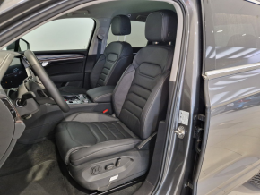 VW Noul Touareg Elegance V6 TDI thumbnail