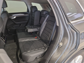 VW Noul Touareg Elegance V6 TDI thumbnail
