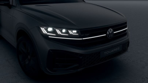 Noul Touareg R-Line V6 TDI thumbnail