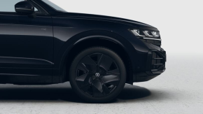 Noul Touareg R-Line V6 TDI thumbnail