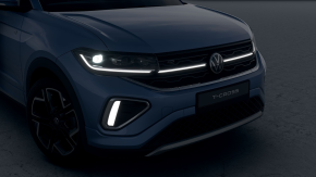 Noul T-Cross R-Line 1.5 TSI DSG thumbnail