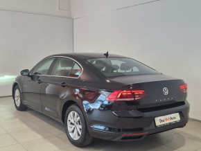 VW Passat Business TDI thumbnail