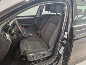 VW Passat Business TDI thumbnail