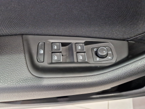 VW Noul Passat GTE - Plug In Hybrid 1.4TSI thumbnail