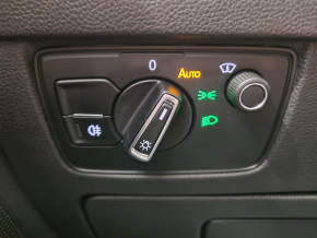VW Noul Passat GTE - Plug In Hybrid 1.4TSI thumbnail