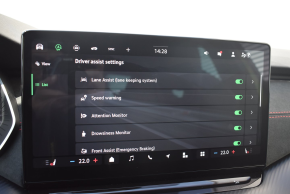 Škoda Octavia RS 2.0 TSI DSG thumbnail