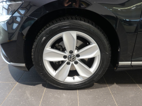 VW Passat Highline 2.0 TDI DSG thumbnail