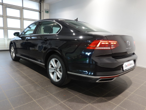 VW Passat Highline 2.0 TDI DSG thumbnail