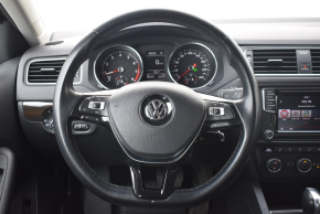 VW Jetta Comfortline 1.4 TSI DSG thumbnail
