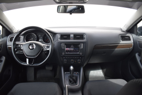VW Jetta Comfortline 1.4 TSI DSG thumbnail