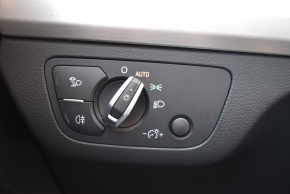 Audi Q5 S line 55 TFSI e quattro thumbnail