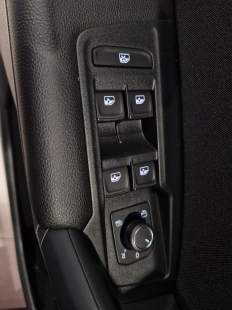 VW Noul Tiguan Elegance 2,0 TSI DSG 4Mot thumbnail