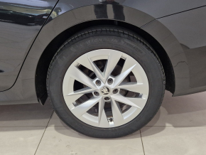 Škoda OCTAVIA Combi Premium TDI DSG thumbnail