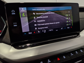 Škoda OCTAVIA Combi Premium TDI DSG thumbnail