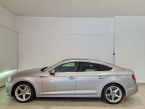 Audi A5 Sportback Sport 40 TDI quattro thumbnail