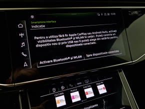 Audi Q8 50 TDI quattro thumbnail
