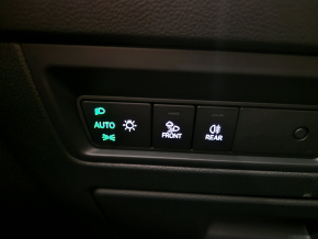 VW Touareg R-Line TDI 4MOTION thumbnail