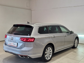 VW Noul Passat Var.biT. HL 2.0 TDI DSG 4Mot thumbnail