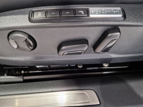 VW Noul Passat Var.biT. HL 2.0 TDI DSG 4Mot thumbnail