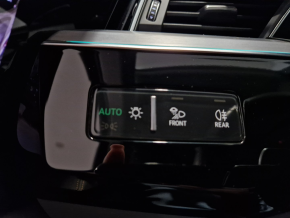 Audi e-tron advanced 55 quattro thumbnail