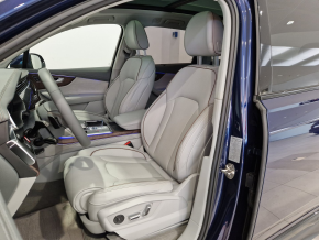 Audi Q7 50 TDI quattro thumbnail
