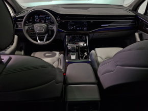 Audi Q7 50 TDI quattro thumbnail