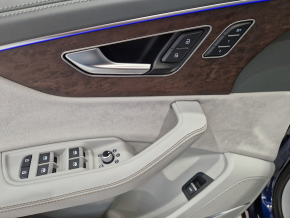 Audi Q7 50 TDI quattro thumbnail
