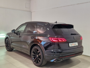 VW Touareg R-Style V6 TDI thumbnail