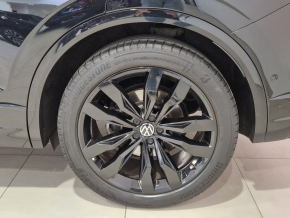 VW Touareg R-Style V6 TDI thumbnail