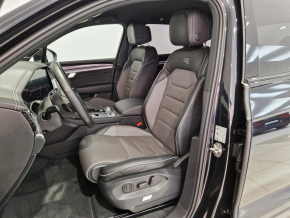 VW Touareg R-Style V6 TDI thumbnail