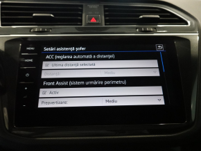 VW Tiguan Highline TDI SCR 4MOTION DSG thumbnail