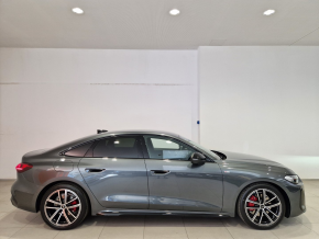 Audi A5 Limuzina 40 TFSI quattro thumbnail