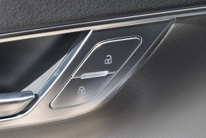 Audi A6 Sport 40 TDI quattro thumbnail
