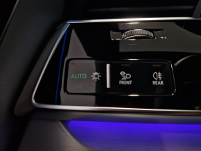 Audi Q8 PI 55 TFSI e quattro 290 kW / 394 CP thumbnail