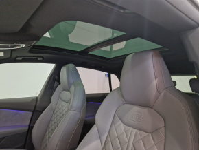 Audi Q8 PI 55 TFSI e quattro 290 kW / 394 CP thumbnail