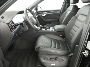 VW Noul Touareg Elegance V6 TDI thumbnail