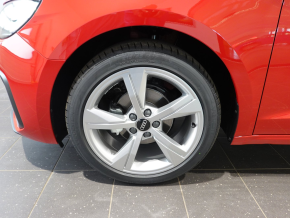 Audi A1 Sportback 25 TFSI thumbnail