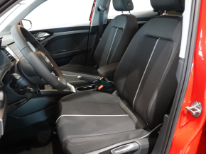 Audi A1 Sportback 25 TFSI thumbnail