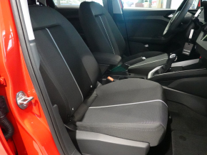 Audi A1 Sportback 25 TFSI thumbnail