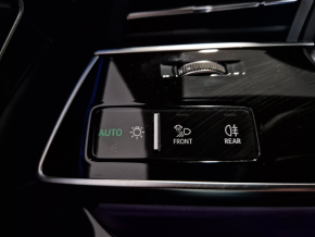 Audi Q8 PI 55 TFSI e quattro 290 kW / 394 CP thumbnail