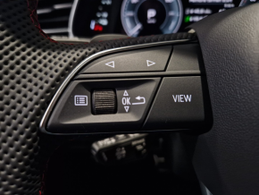 Audi Q8 PI 55 TFSI e quattro 290 kW / 394 CP thumbnail