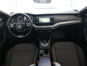 Škoda OCTAVIA COMBI AMBITION 2.0 TDI DSG thumbnail