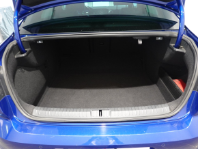 VW Noul Passat Highline 2.0  biTDI 4Mot DSG thumbnail