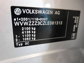 VW Noul Passat Comfortline 2.0 TDI DSG thumbnail