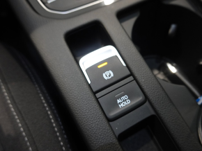 VW Noul Passat Comfortline 2.0 TDI DSG thumbnail