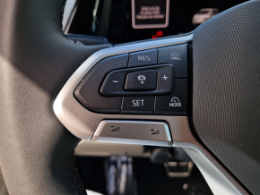 VW Multivan Style L 2.0 TDI 110KW thumbnail