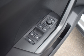VW Noul T-Cross Life 1.0 TSI DSG thumbnail