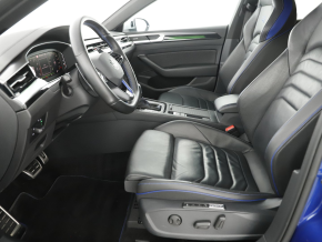 VW Arteon SB R TSI 4MOTION DSG thumbnail